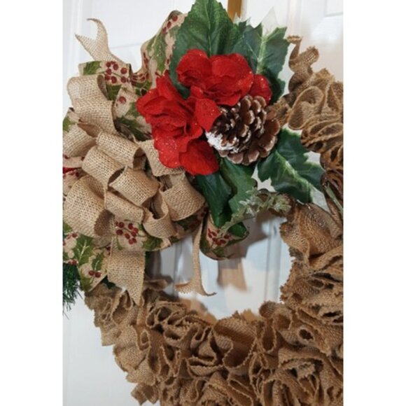 Winter Christmas Burlap Wreath w/Red Hydrangea & Holiday Winter Frosted Greenery - Picture 7 of 9